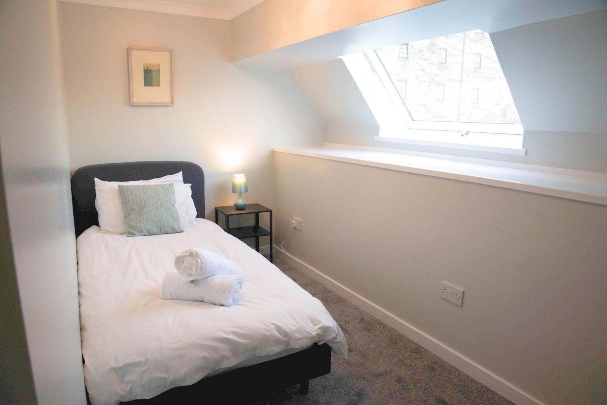 Fabulous Stylish Flat In Merchant City & Free Secure Parking Glasgow Exteriör bild